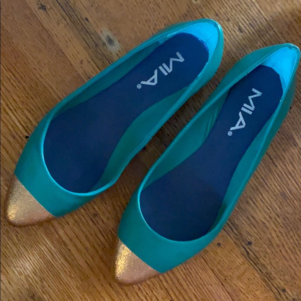 Mia emerald green gold glitter pointed flats 6.5